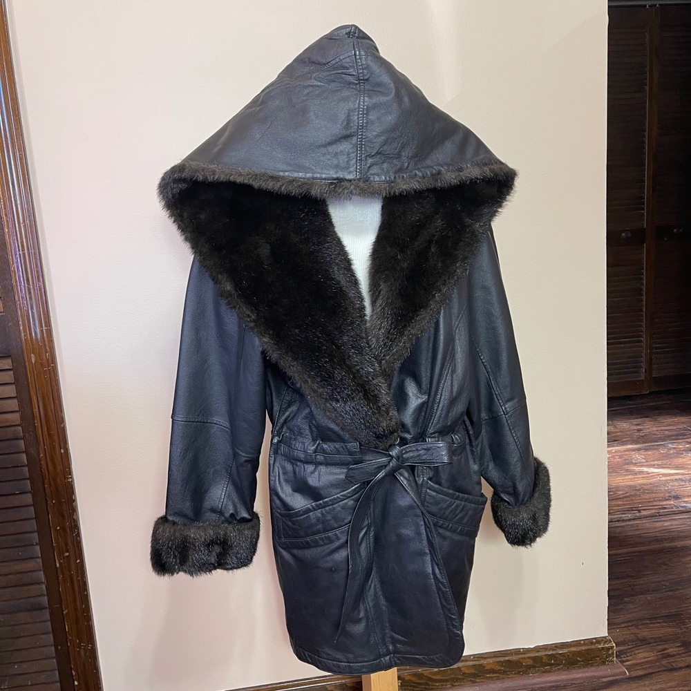 G III Leather Fur Trim Hooded Coat Jacket Black Belted Women's Size S - Picture 1 of 12